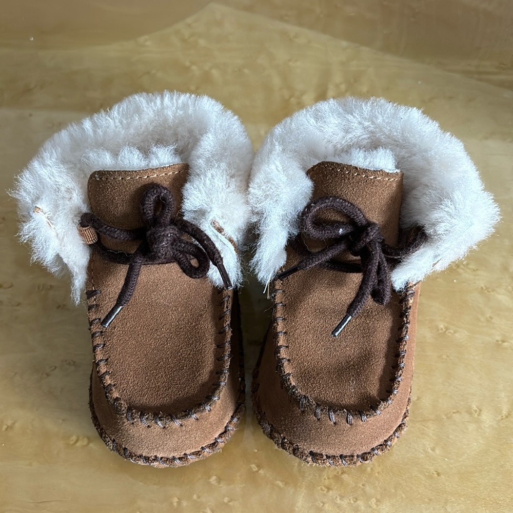 UGG Brown Kids Boots with Cream Fur
